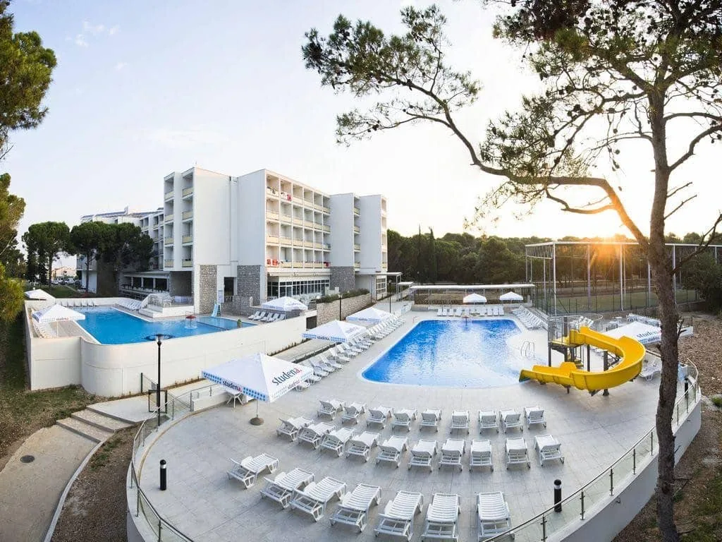 Hotel Adria 4*