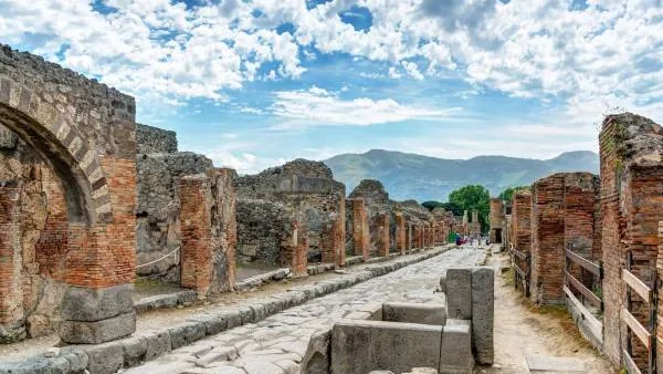 Rim i Pompeji HIT 2027.