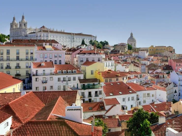Alfama Lisabon: povijest najstarije četvrti i zamak São Jorge iznad Teja