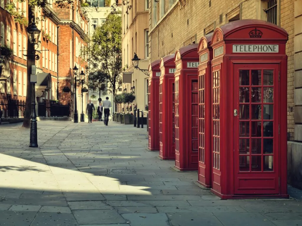 London 5 dana avionom - Školski praznici 2027