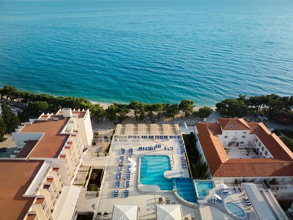 Bluesun Hotel Alga 4*,Tučepi-Rane rezervacije do -15%