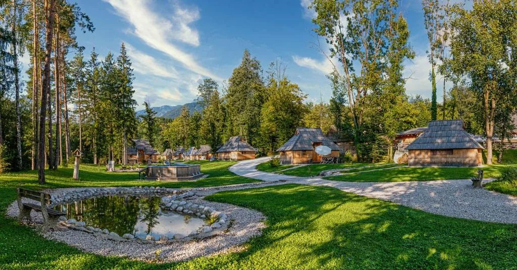Glamping – Slovenia Eco resort 3*