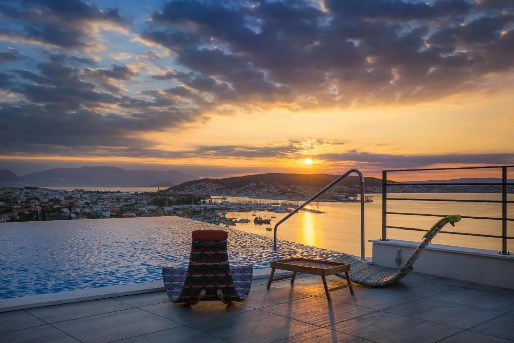 Hotel Ola 4*, Trogir