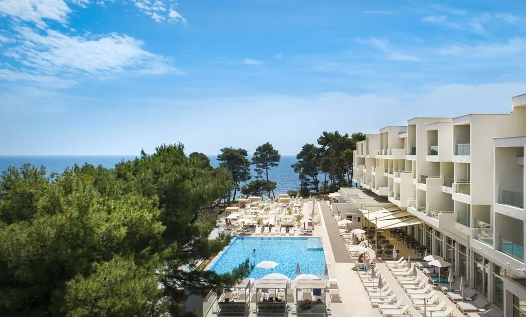 Rab, Valamar Carolina Hotel & Villas 4* – galerija 1