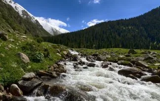 A(tra)ktivna Kirgizija
