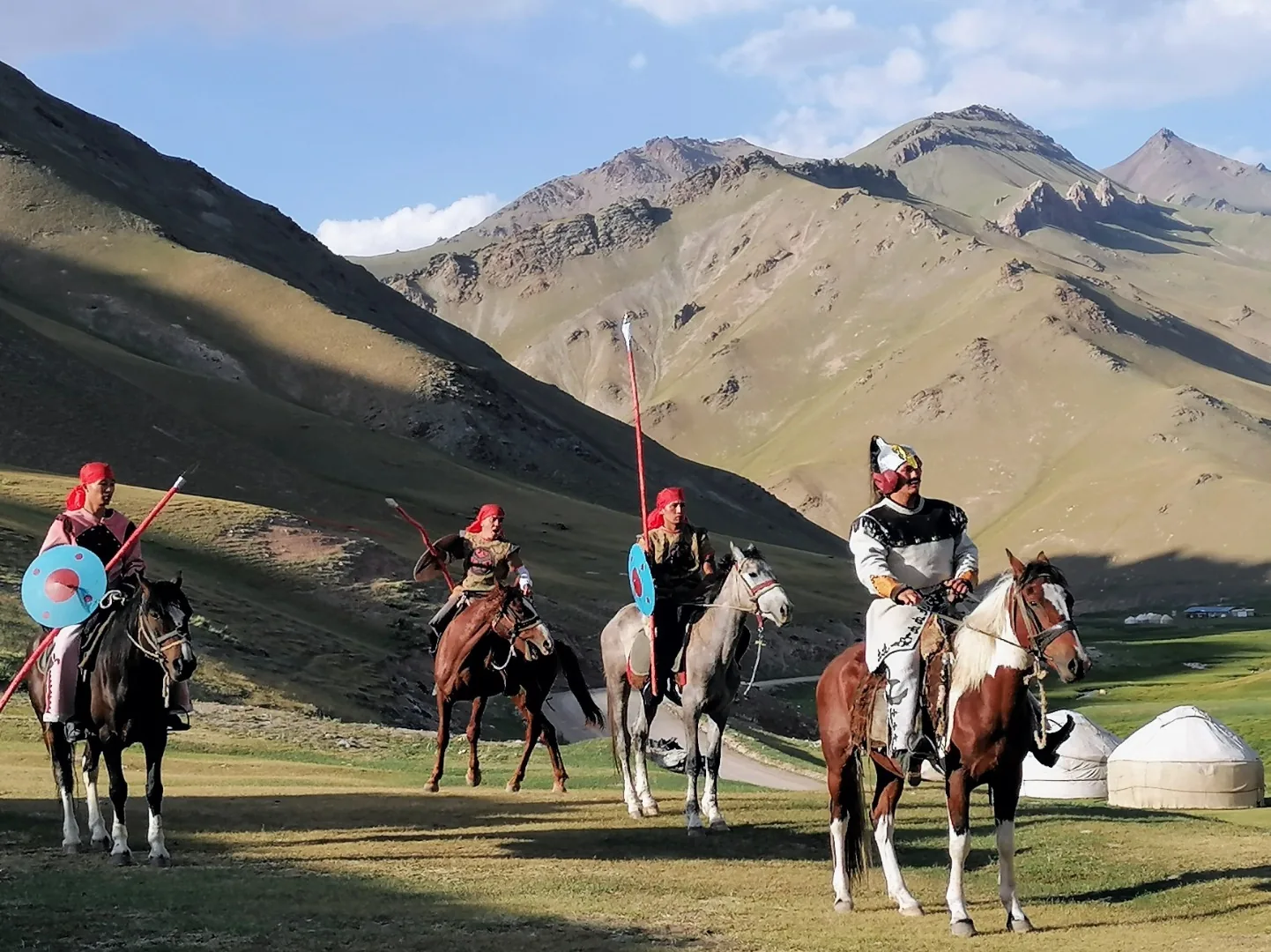 Kirgizija in Kazahstan - deželi nomadov – galerija 2