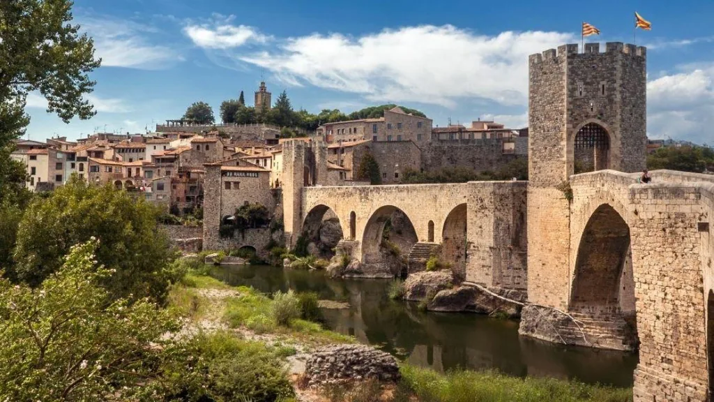 Barcelona, Besalu in počitnice na Costa Bravi – galerija 1