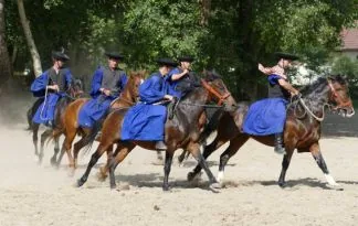 Budimpešta in predstava v Pusti