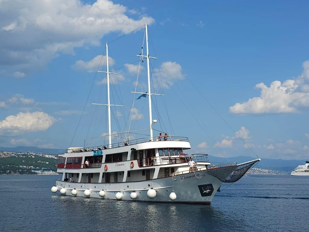 Biseri severne Dalmacije iz Splita (KL6) – galerija 1