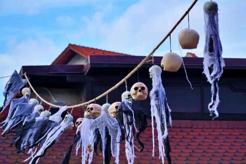 Bukarešta in dežela grofa Drakule na Halloween – galerija 2