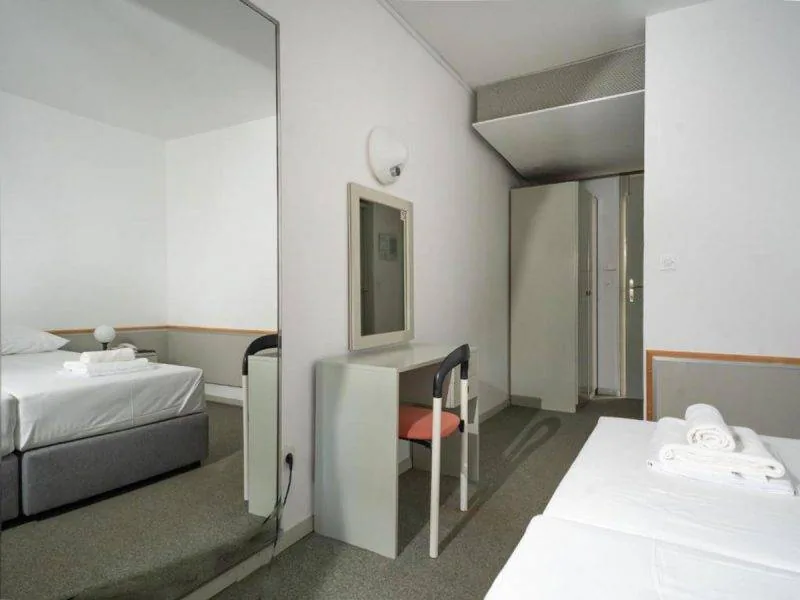 Hrvatska, Pirovac, Hotel Miran – galerija 2