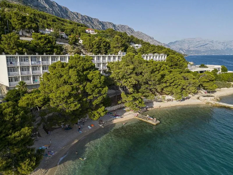 Hrvatska, Omiš, Turističko naselje Sagitta