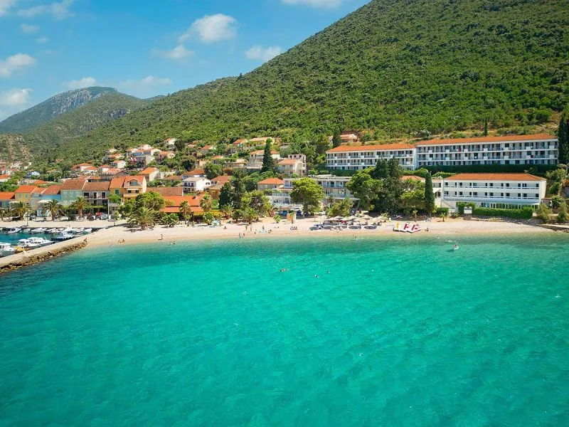 Hrvatska, Poluotok Pelješac, Trpanj, Hotel Faraon