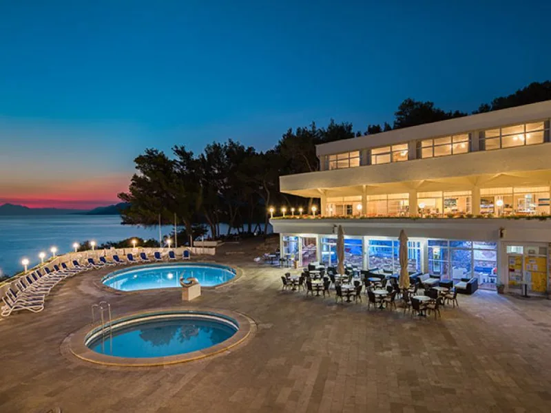 Hrvatska, otok Hvar, Jelsa, Fontana Resort & Fontana Bayside Park – galerija 2